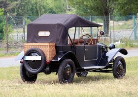 Tatra 12 - 2