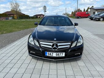 Mercedes E 220 cdi kupé automat - 2