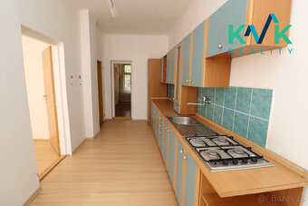 Prodej činžovního domu , 6 x byt, před rekonstrukcí – Karlov - 2
