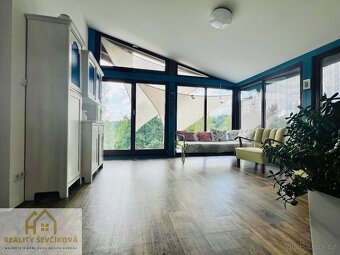 Prodej nadstandardního domu 7+kk, 1 732 m2 - 2