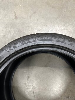 285/35R20 Michelin Pilot Super Sport - 2