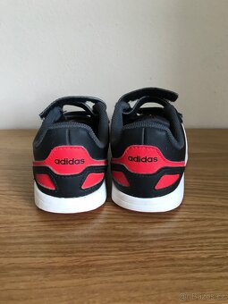 Adidas tenisky, běh - dětské - vel. 26. - NOVÉ - 2
