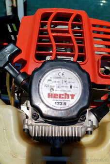 Hecht 133 R - 2