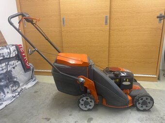 Motorová sekačka Husqvarna - 2