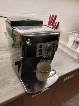 Automatický kávovar Delonghi Magnifica S. - 2