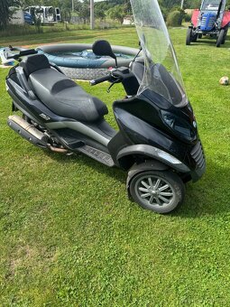 Piaggio mp3 400 - 2