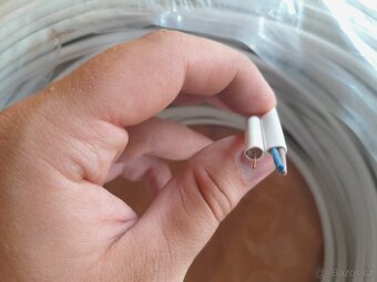 Koaxiální kabel s napájením pro CCTV BÍLÝ 2x0,5mm2 - 2