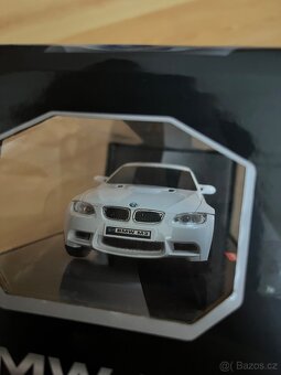 BMW M3 autíčko na dálkové ovládání - 2
