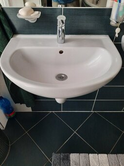 Umyvadlo Ideal Standard - 2