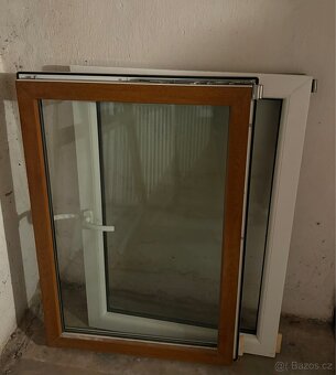 Plastové dvoukřídlé okno - 2
