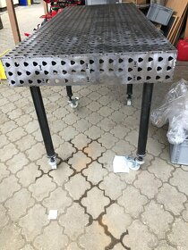 Svářecí stůl s výbavou - 2