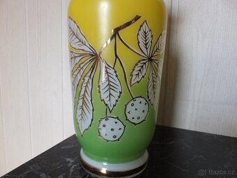 Starožitná krásná velká váza z opálového skla, výš. 28 cm. - 2