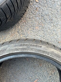 Zimni pneu 225/40 R19 - 2