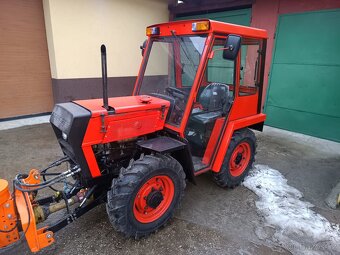 MALOTRAKTOR MT8-050 - 2