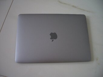 APPLE MACBOOK AIR - 2