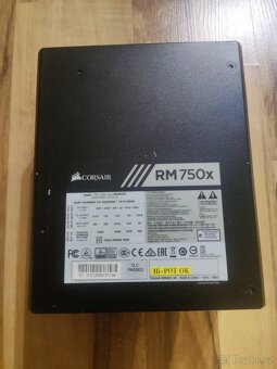 Zdroj Corsair RM750x 750w - 2