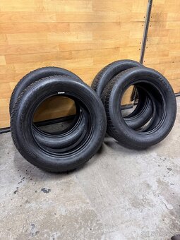 Zimní pneu 195/65/15 č.2 - 2