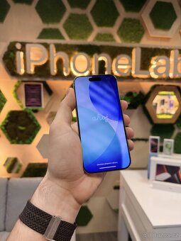 iPhone 16 Pro 256GB White Titanium - 2