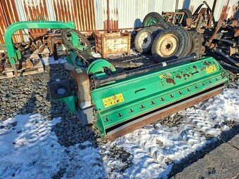 Svahový mulčovač RMZ 220 - 2