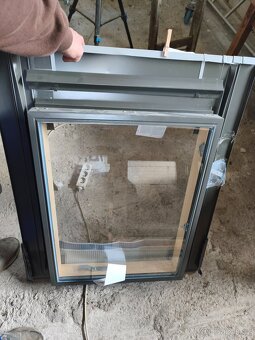 Střešní vylez fakro - 2