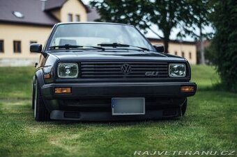 Volkswagen Jetta 19E - 2