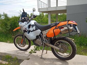 KTM LC4 640 Adventure - 2