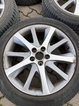 Sada alu kol Peugeot 5x108, pneu zimní 235/45/18 - 2