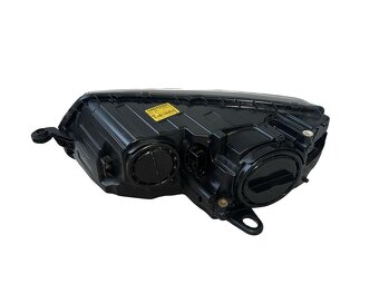 Pravý halogen světlo 5E1941018 Škoda Octavia 3 r.v. 2013 - 2