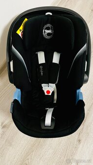 Cybex atom 5 + základna izofix - 2