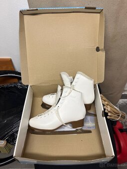 Dámské lední brusle Botas vel.41 - 2