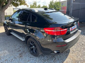 BMW X6 3,0 d xDrive Kamera, Navi, ALU - 2