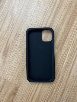 Pouzdro na iPhone 11 - 2