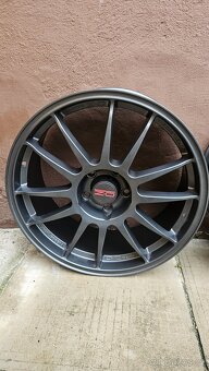 OZ RACING SUERLEGGERA 5x120 19 et40 - 2