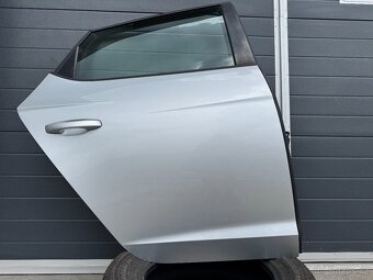 Dveře Seat Leon 5F hatchback pravé zadní , kód barvy LX7W - 2