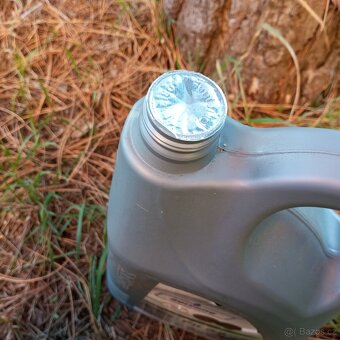 Olej na pily - pro mazání řetězů pil - EKO - 5 L - 2