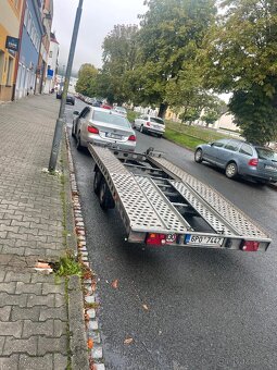 Pronajem Autoprepravnik/Podval 800.kč /den - 2