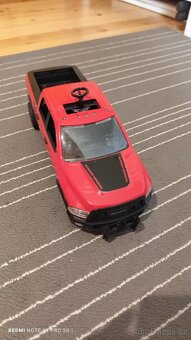 Náhradní díly na Bruder + auto - 2