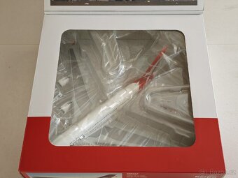 Airbus 380 Qantas, Aibus 330 Hawaiian, Herpa 1:200 - 2