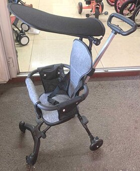 Dětský skládací cestovní kočárek - 2