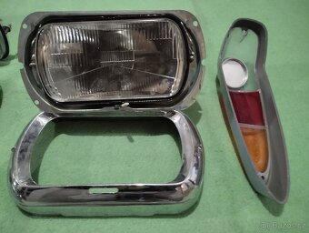 Světlomety Škoda 1203 - 2