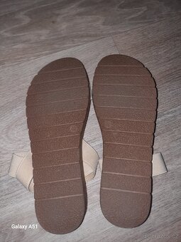 Prodám dámské sandále - 2