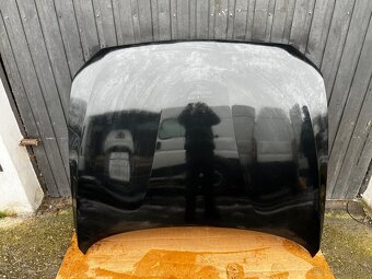 BMW F20 – přední kapota, černá, r. v. 2012 - 2