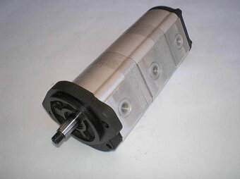 Čerpadlo na minibagr JCB 8018 - 2