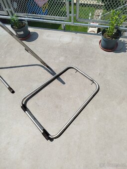 Prodám reklamní držák na cedule v nerezu - 2