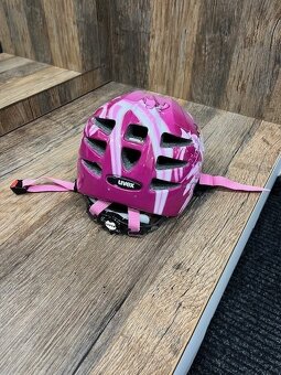 Helma uvex pro holčičku - 2