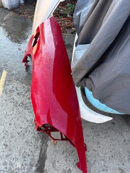 Porsche Taycan blatník 9J1 - 2