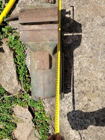 Prodám svěrák Eikar - 2