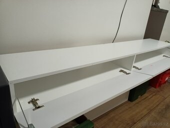 TV skříňka - 2