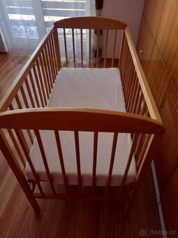 Postýlka pro děti dřevěná - 2