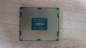 Intel Xeon E5-1620 v2 3.70GHz - 2